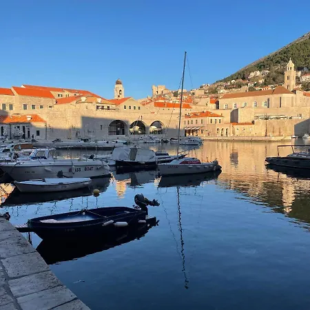 Laura,amazing View! Apartment Dubrovnik