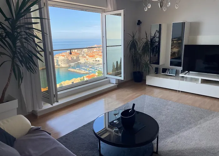 Laura,amazing View! *