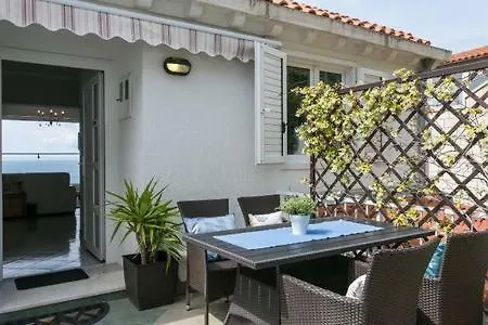 Laura,amazing View! Апартаменты Дубровник